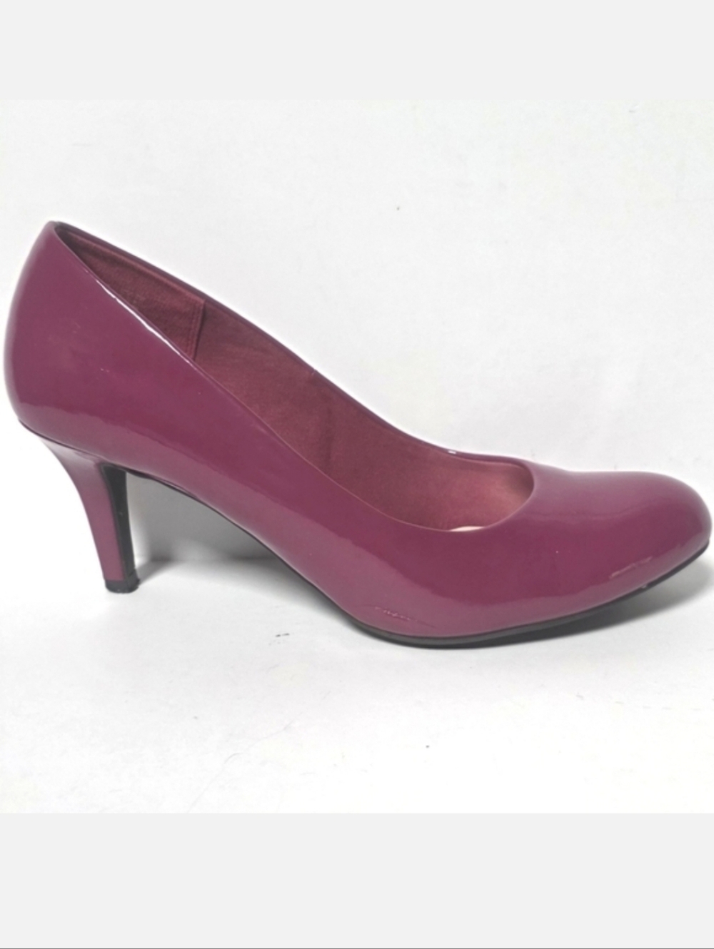 Fuchsia Pink Women's Pumps Size 9 Wide Width Size 9W Predictions Comfort Plus